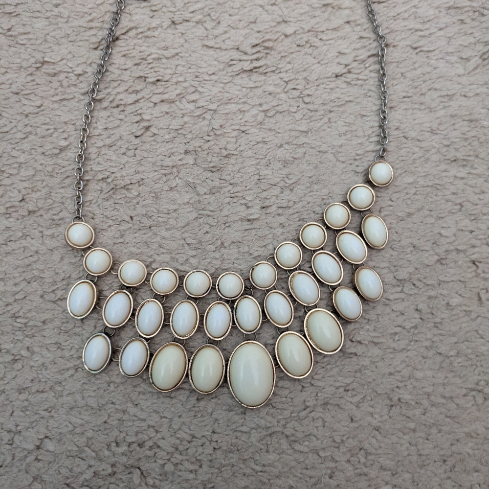 Classic Cream Statement Necklace - Unbranded